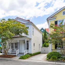 13 Smith Place