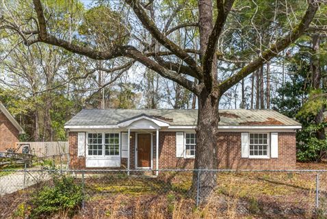445 Robin Drive