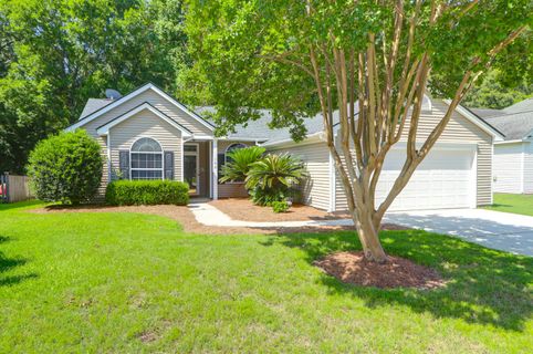 169 Historic Drive active home in Belle Hall, Mount Pleasant, SC