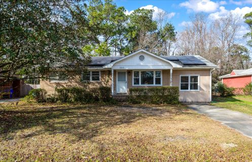 2213 Pinehurst Avenue active home in Springfield, Charleston, SC