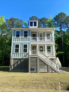 3136 Vanessa Lynne Lane active home in Waterloo Estates, Johns Island, SC