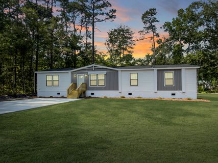 6156 Smith Road