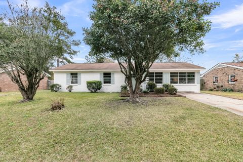 211 Gardenia Street