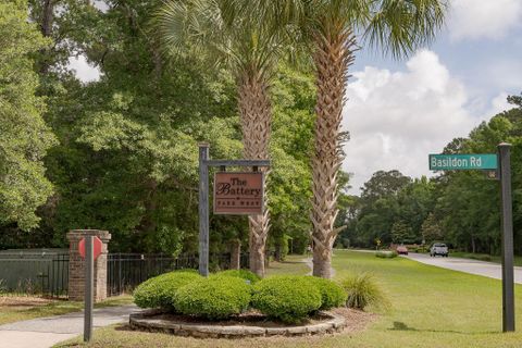 1508 Basildon Road active home in Park West, Mount Pleasant, SC