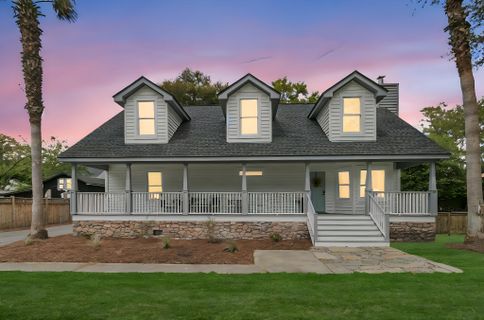 Homes in Gulf Estates, Mount Pleasant