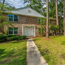306 Crestview Drive Apt C