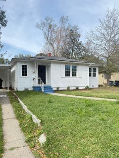 1630 Larry Street