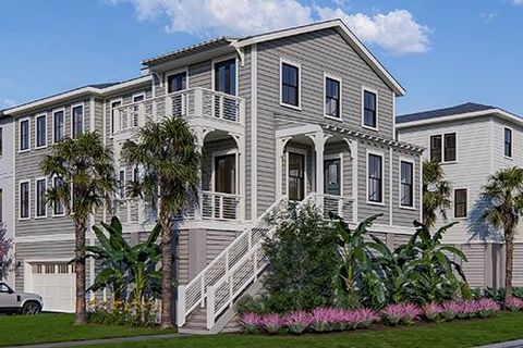 305 Queens Court Court 2 active home in Harkin on Coleman, Mount Pleasant, SC