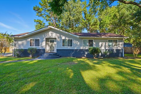 1732 Elm Road