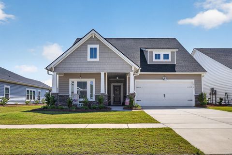 1359 Locals Street active home in Summers Corner, Summerville, SC