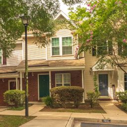 7919 Shadow Oak Drive
