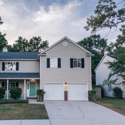 2484 Melville Road
