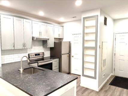 1600 Long Grove Unit 1425 active home in Long Grove, Mount Pleasant, SC