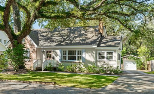 715 Parish Road