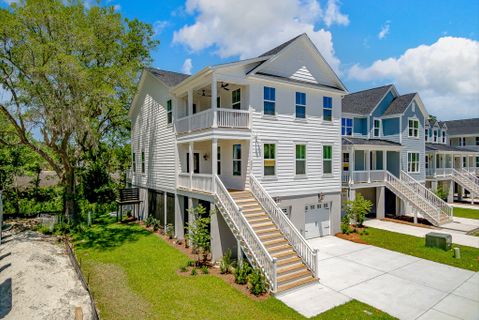 2226 Waterfowl Lane