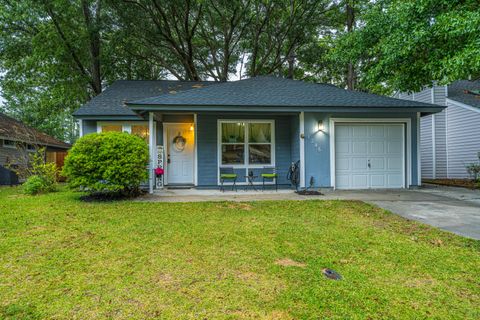 Homes in Moss Point, Ladson