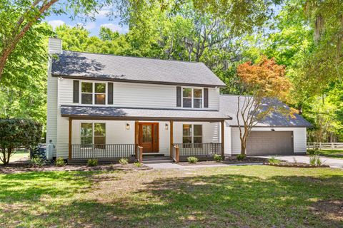 2207 Clam Drive