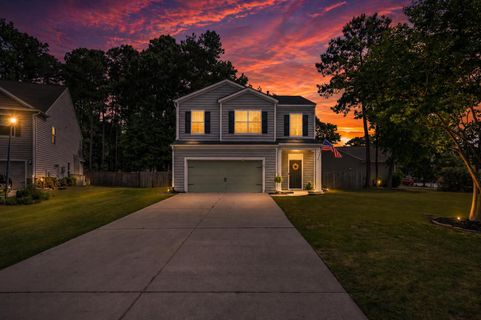114 Hickory Ridge Way