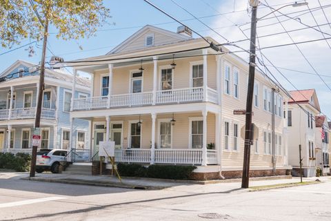 63 Montagu Street A active home in Harleston Village, Charleston, SC