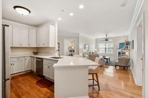 1025 Riverland Woods Place 513