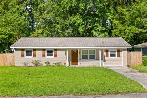 305 Elliott Drive