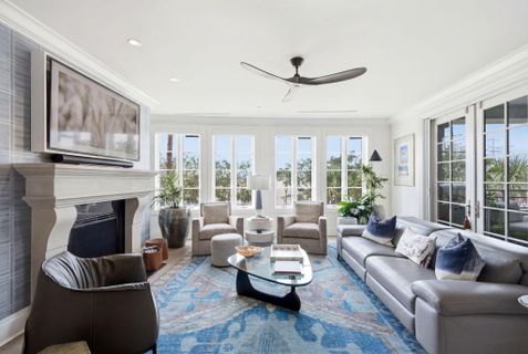 2 Laurens Street Unit 1d active home in Gadsdenboro, Charleston, SC