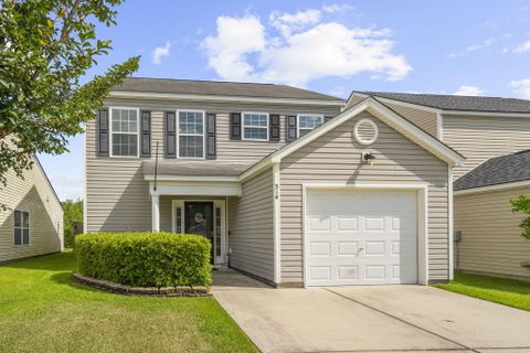 314 Salkahatchie Street active home in Lakes Of Summerville, Summerville, SC