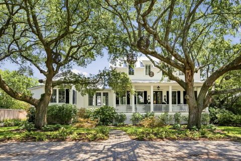 523 Deer Street