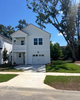 181 Claret Cup Way