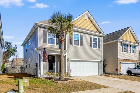 1048 Sago Palm Court