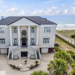 123 Pioneer Loop