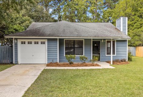 1137 Rivercrest Drive