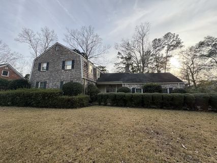 104 Lakeview Drive