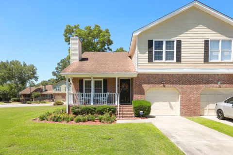 1403 Audubon Court active home in Ashborough, Summerville, SC