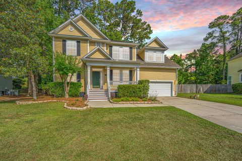 3376 Toomer Kiln Circle active home in Park West, Mount Pleasant, SC