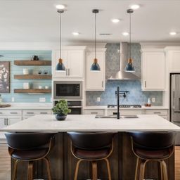 205 Huguenot Trail