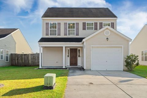 232 Coosawatchie Street active home in Lakes Of Summerville, Summerville, SC