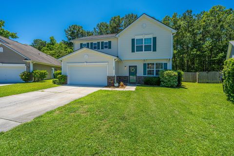 308 Duck Pond Lane active home in Blackberry Creek, Summerville, SC