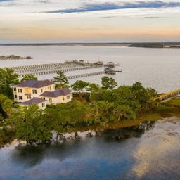 401 Wayfaring Point
