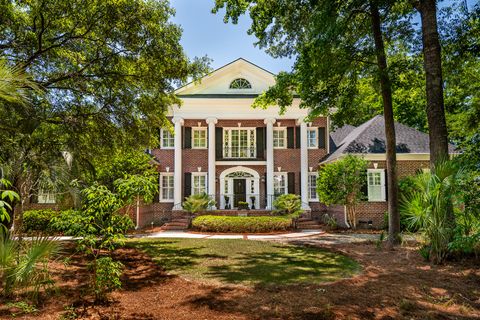 3158 Pignatelli Crescent