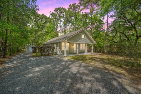 6037 Chisolm Road