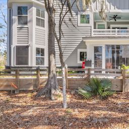 410 Carolina Cherry Court 102