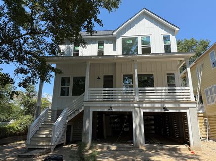 1340 Lucinda Street pending home in Copahee View, Mount Pleasant, SC