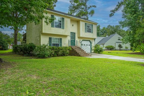 119 Hummingbird Avenue