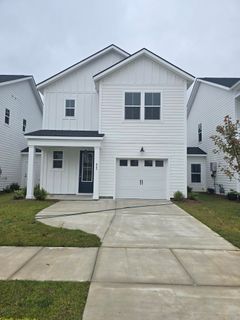 422 Queenview Lane
