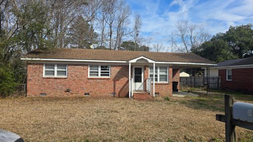 421 Sarah Drive pending home in Boulder Bluff, Goose Creek, SC