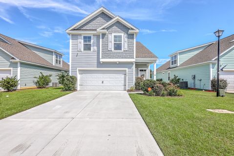 Homes in Center Pointe, Santee
