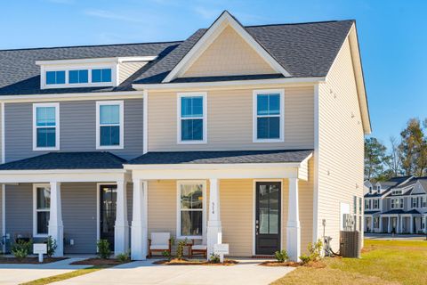 Homes in Lakeview Commons, Goose Creek