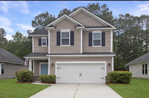 1384 Wild Goose Trail active home in Drakesborough, Summerville, SC