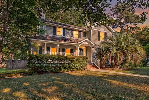 307 Mcdougal Circle active home in South Pointe, Summerville, SC
